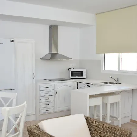 Dona Lola Zahara Apartment *