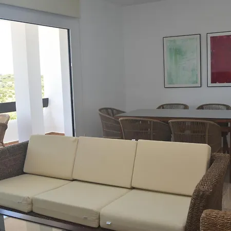 Dona Lola Zahara Apartment